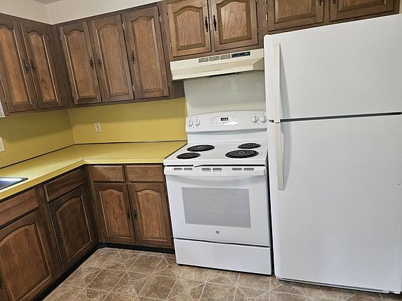 4th image of 29A Plumtree Rd #A