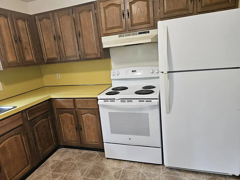 29A Plumtree Rd #A — Photo 4
