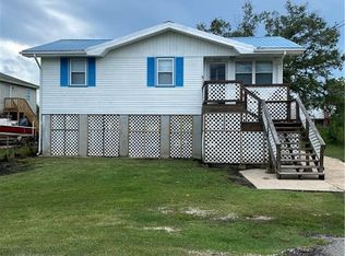 5550 Fisher St, Lafitte, LA 70067