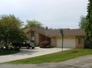 5669 Tequesta Dr, West Bloomfield, MI