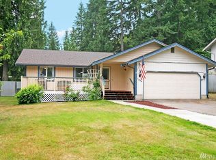 1229 NE Magnum Ct, Bremerton, WA 98311