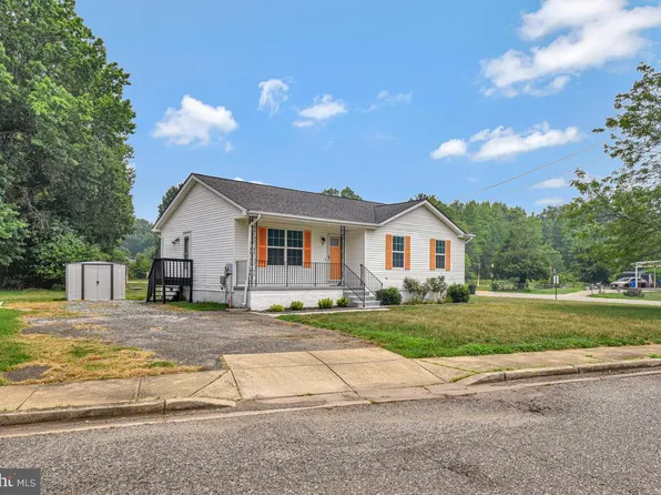 2 Pueblo Cir, Indian Head, MD 20640