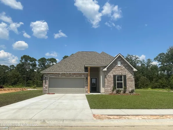 31 Red Oak Dr, Long Beach, MS 39560