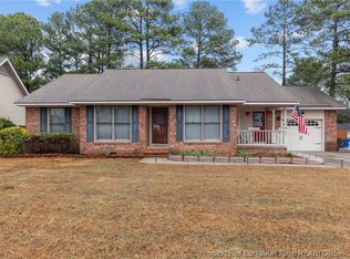 909 Flintwood Rd, Fayetteville, NC 28314