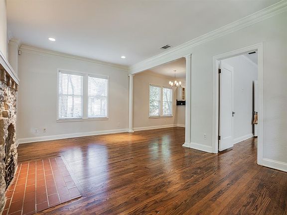 5th image of 526 Cordova St
