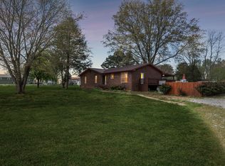 61 Lee Ln, Huntland, TN 37345