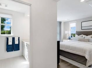 576 S Rengstorff Ave #74, Mountain View, CA 94040