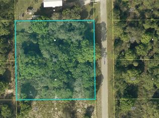 913 Abbott Ave, Lehigh Acres, FL 33972
