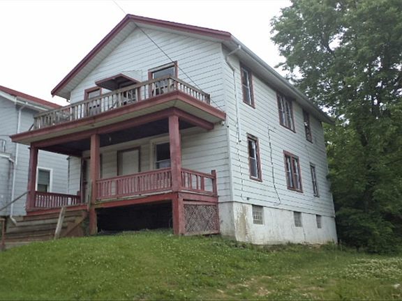 3rd image of 1769 Fairmount Ave