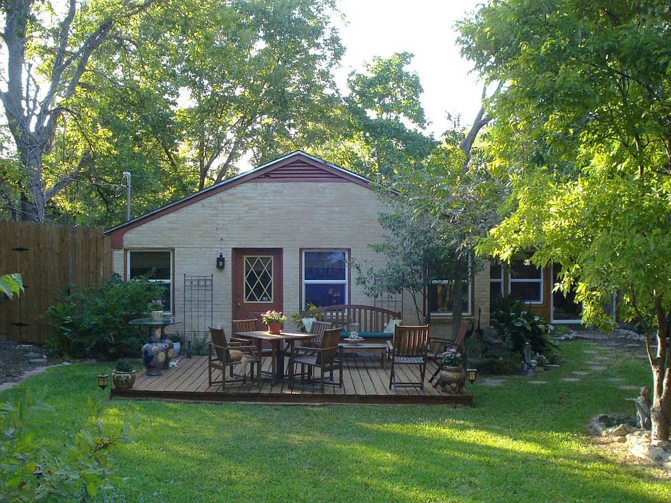 Backyard Paradise!