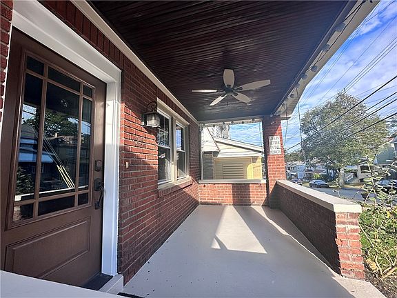 3rd image of 1140 Woodbourne Ave