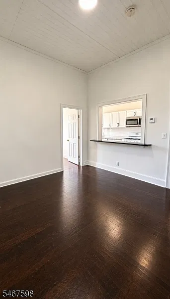 1057 E Jersey St — Photo 2