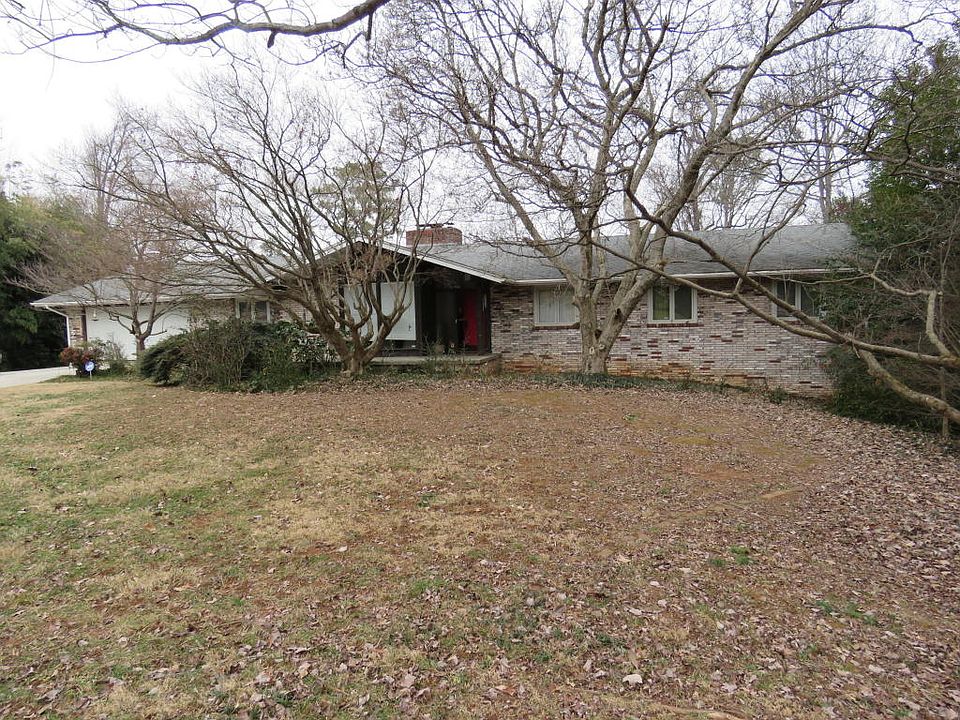 1st image of 7205 Cresthill Dr