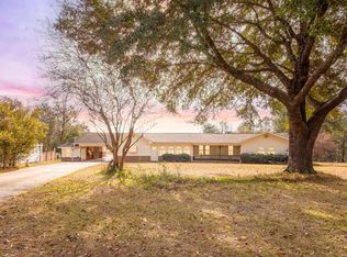 101 N Trinity St, Geneva, AL 36340