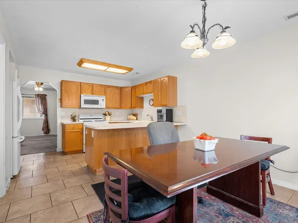 2421 N 400 E APT M3, North Ogden, UT 84414