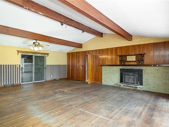 3rd image of 3688 Cedarwood Ln