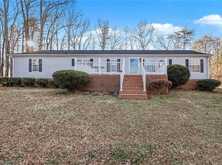 1115 Cross Creek Dr, Walnut Cove, NC 27052