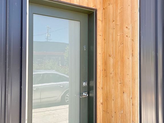 2nd image of 4415 SE 61st Ave #1