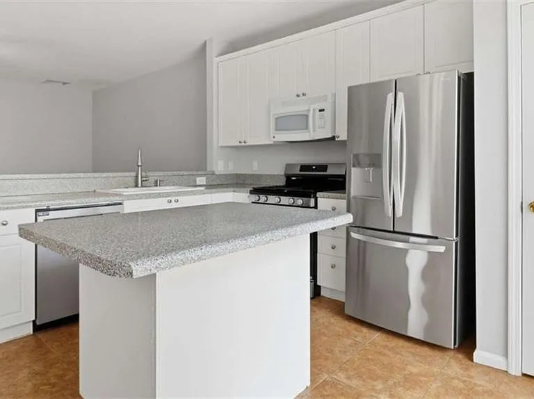 3522 Spring View Ct — Photo 5