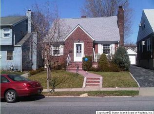75 Windsor Rd, Staten Island, NY 10314