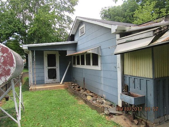 4th image of 99 Alabama Ave