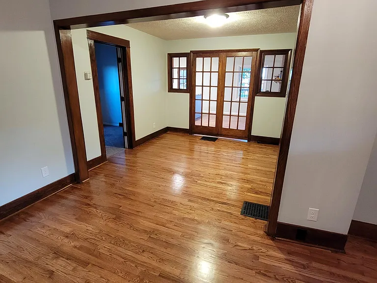 4723 Meredeth St — Photo 22