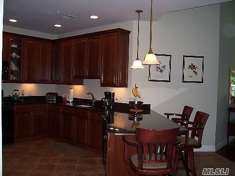 5th image of 65 Brianna Dr