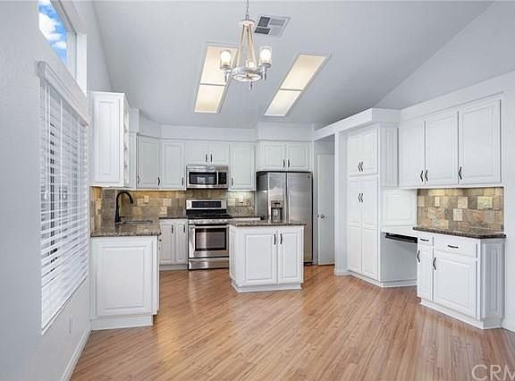 4th image of 45060 Desert Hills Ct