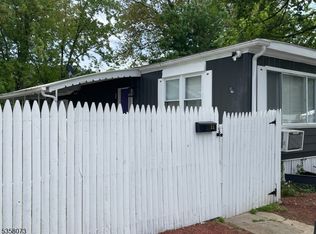 11 3rd St, Wayne, NJ 07470