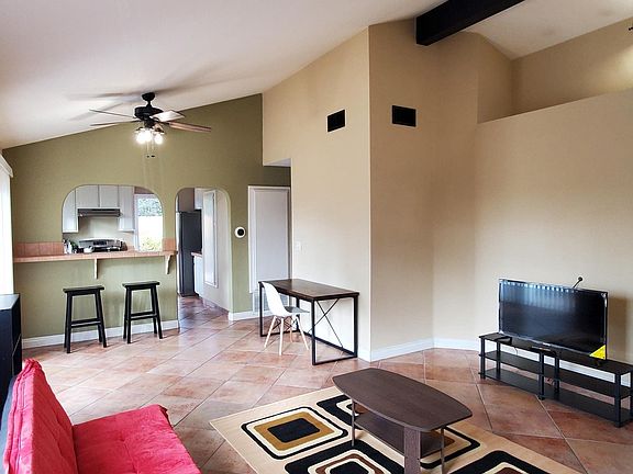 5th image of 380 Lado De Loma Dr