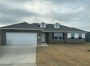 1186 E Habersham St, Republic, MO 65738
