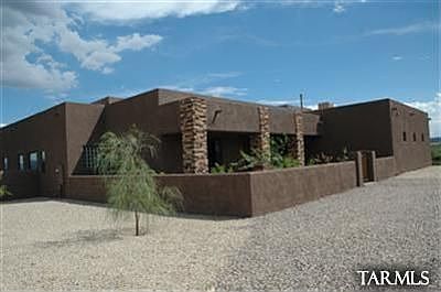 2nd image of 6076 N Benjamen Pl