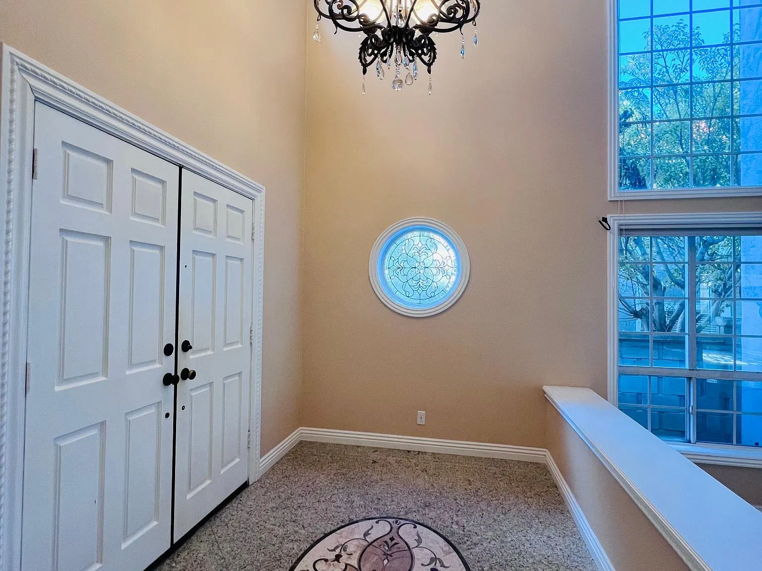 5 bed, 4.5 bath, 3524 sqft, $7,500 — Photo 2