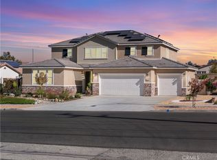 2623 Waterfall Ln, Corona, CA 92882