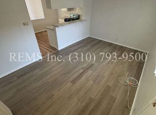 11513 Menlo Ave APT 3, Hawthorne, CA 90250
