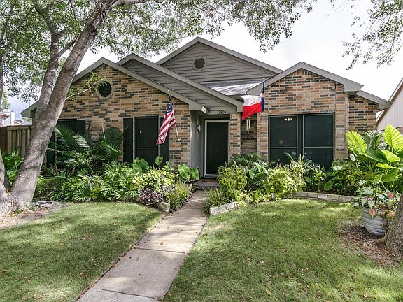 2nd image of 2805 Deer Creek Ct