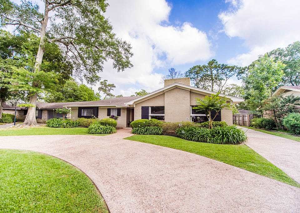 1st image of 5735 Regina Ln