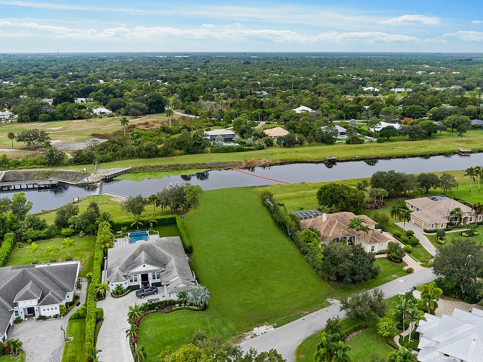 1st image of 3544 SW Rivers End Way