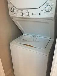 Rented by Alexander Bilu, LREB