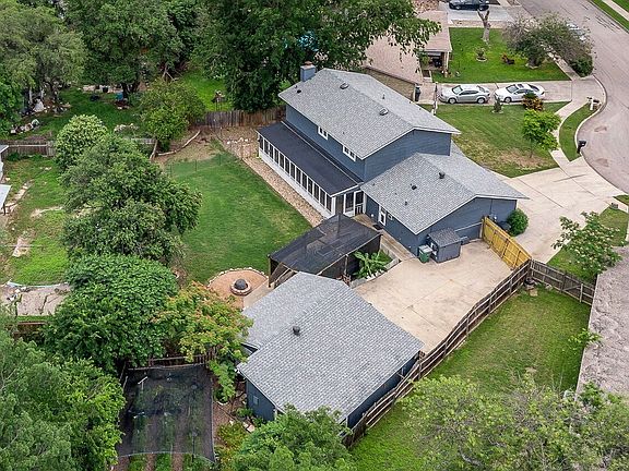 3rd image of 4903 LA POSADA ST