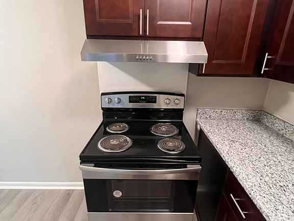 2nd image of 8426 Tidewater Dr #8