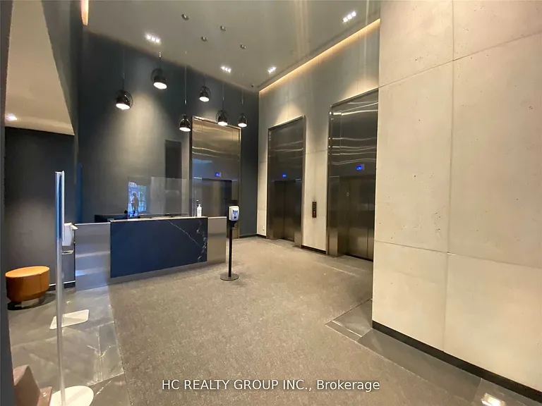 28 Wellesley St E #3508 — Photo 10