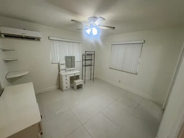 2727 Polk St #1, Hollywood, FL 33020