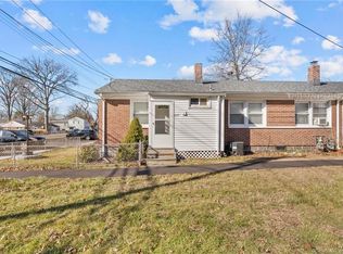 334 Stonybrook Rd, Stratford, CT 06614