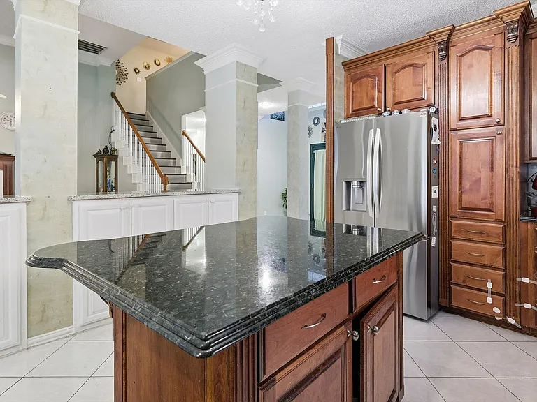 2014 Rumson Dr — Photo 14