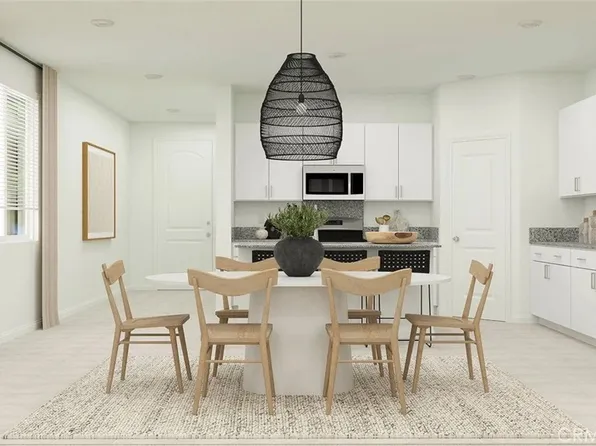 17591 Bassets St, Hesperia, CA 92345