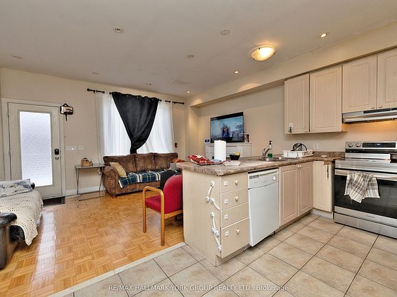 5th image of 14 Bowsfield Rd