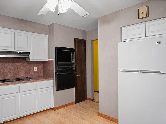 5th image of 9630 Idlewood Dr