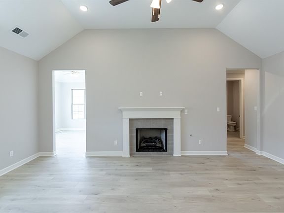 3rd image of 8790 Bedfordshire Dr #25