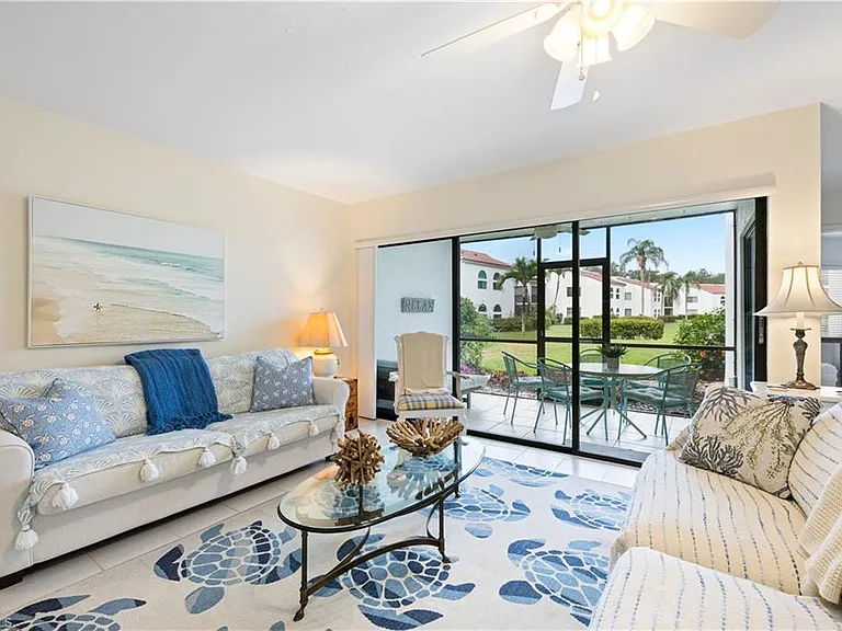 565 Beachwalk Cir #T-102 — Photo 1